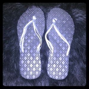 Black flip flops NWOT